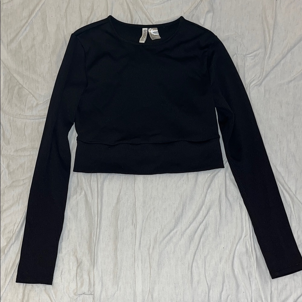 NWOT H&M ribbed long sleeve workout top